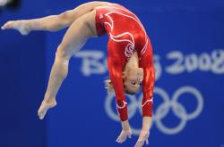 开云体育app-欧冠淘汰赛之夜，阿劳霍，那个带动全队节奏的定海神针