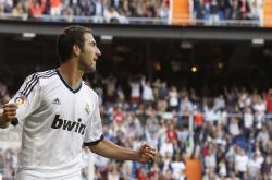 开云体育在线-雷霆新王登基之战，拉梅洛关键一球定乾坤，猛龙防线溃于最后一秒