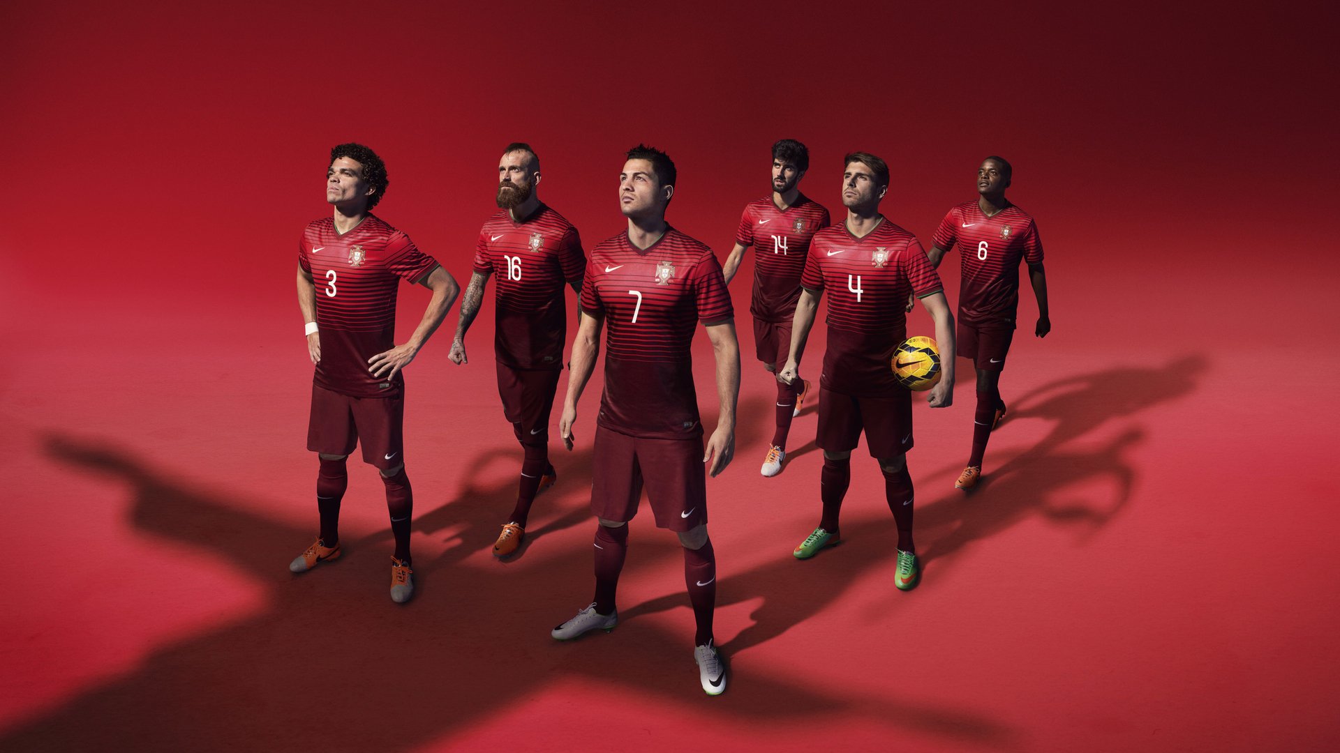 佩德里教科书级调度，塞内加尔与伊朗之战中的唯一性艺术