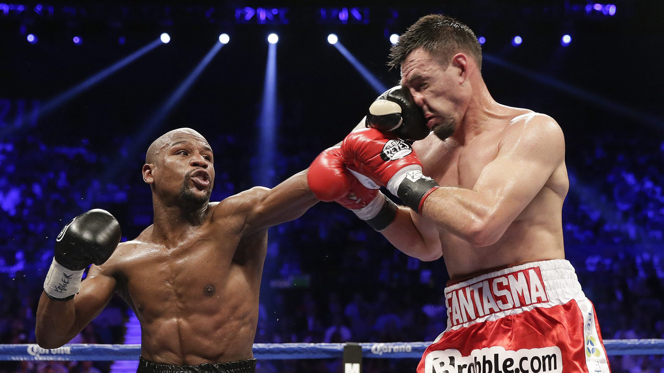 当魔术的戏法遇上绿军铁壁，布克如何用关键一击改写剧本