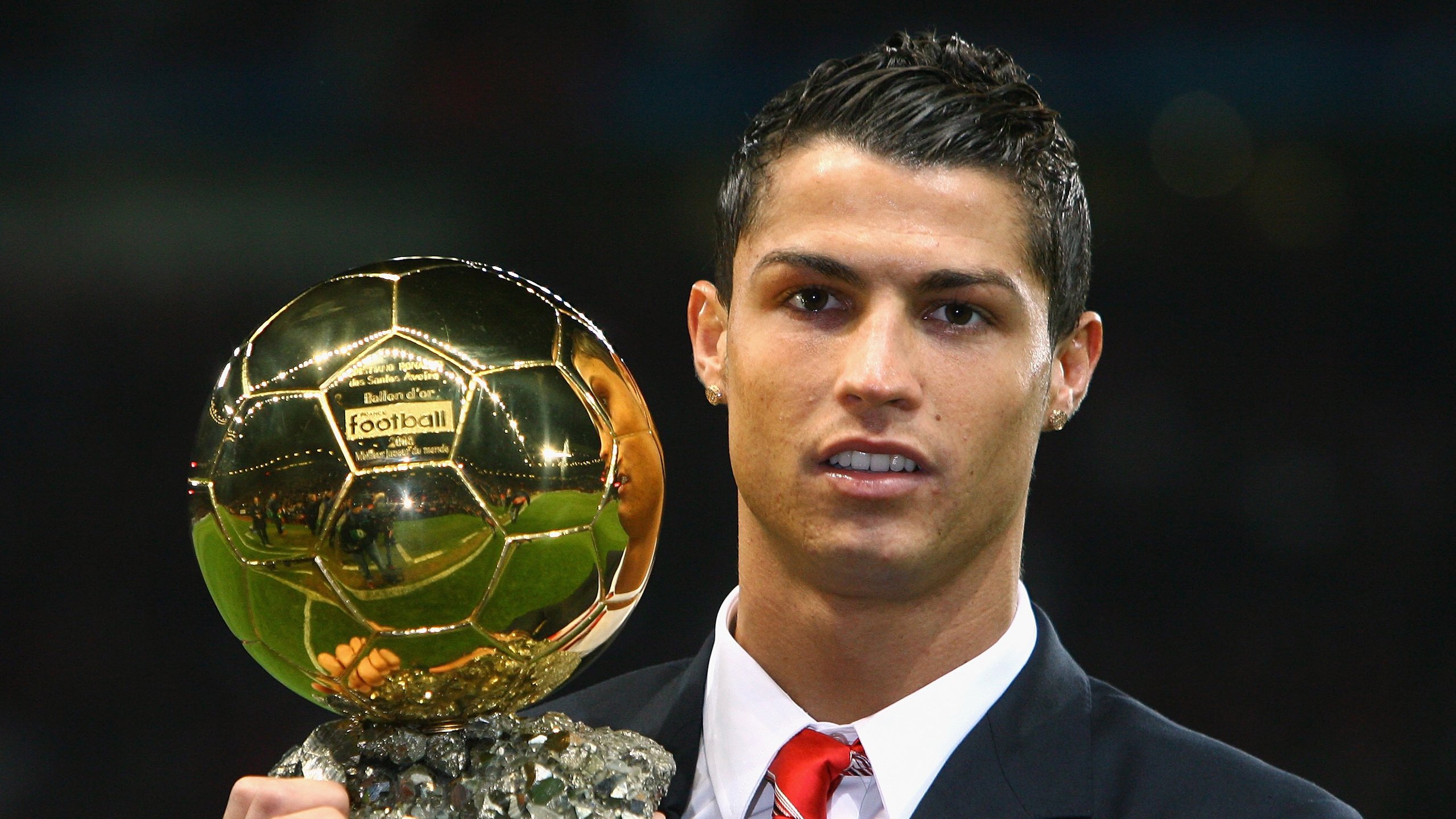 北欧寒冰与银河战舰的碰撞,蒂亚戈完美掌控中场,皇马险胜瑞典劲旅