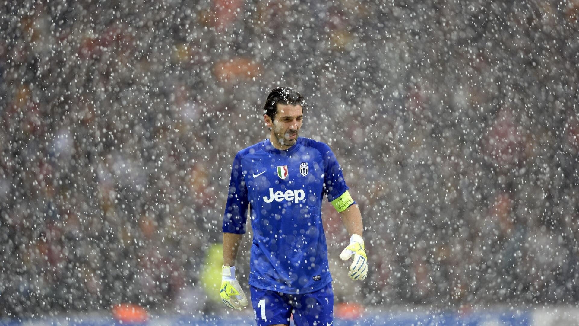 皮克全程高能输出!尤文绝杀突尼斯,诠释何为绿茵场上的唯一性